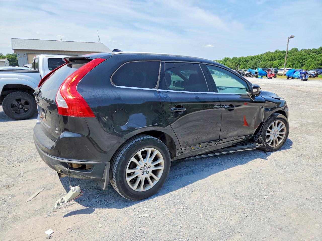 2010 VOLVO XC60