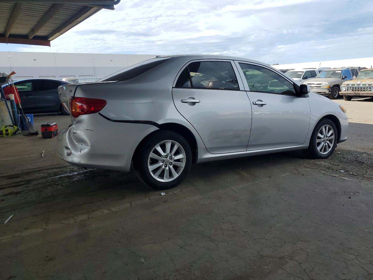 2009 TOYOTA COROLLA