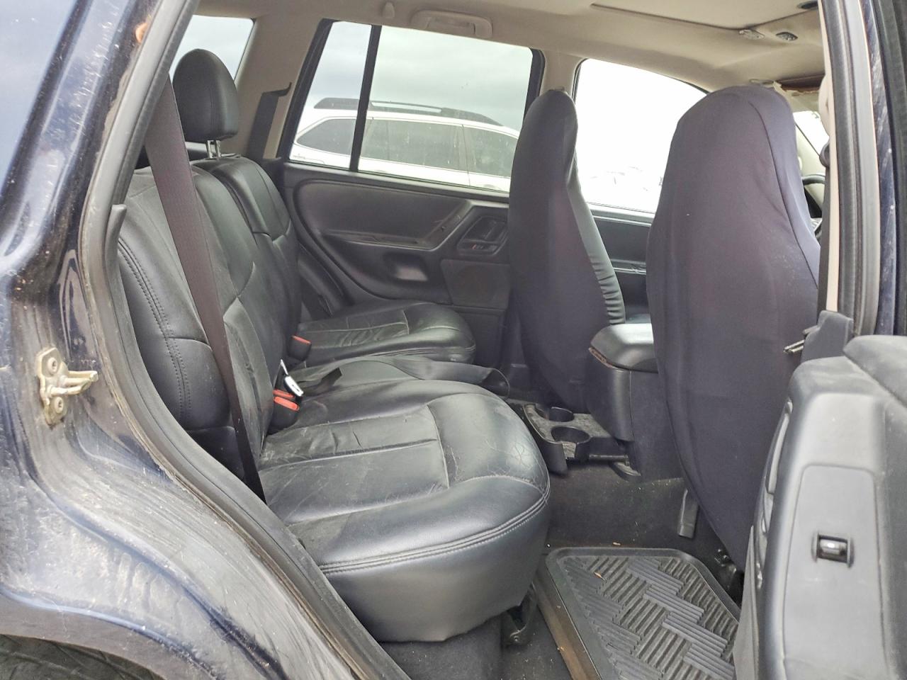 2004 JEEP CHEROKEE