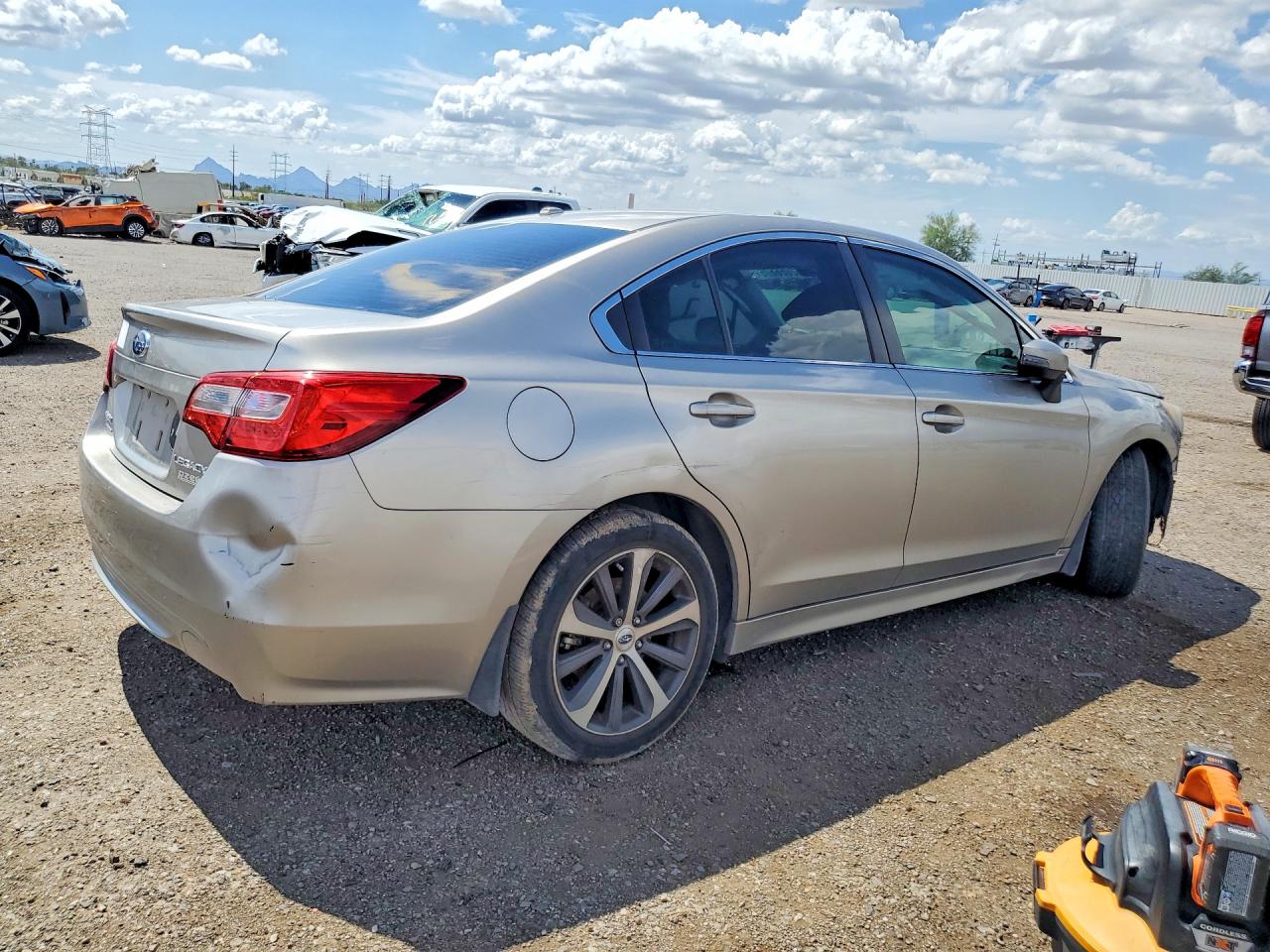 2015 SUBARU LEGACY