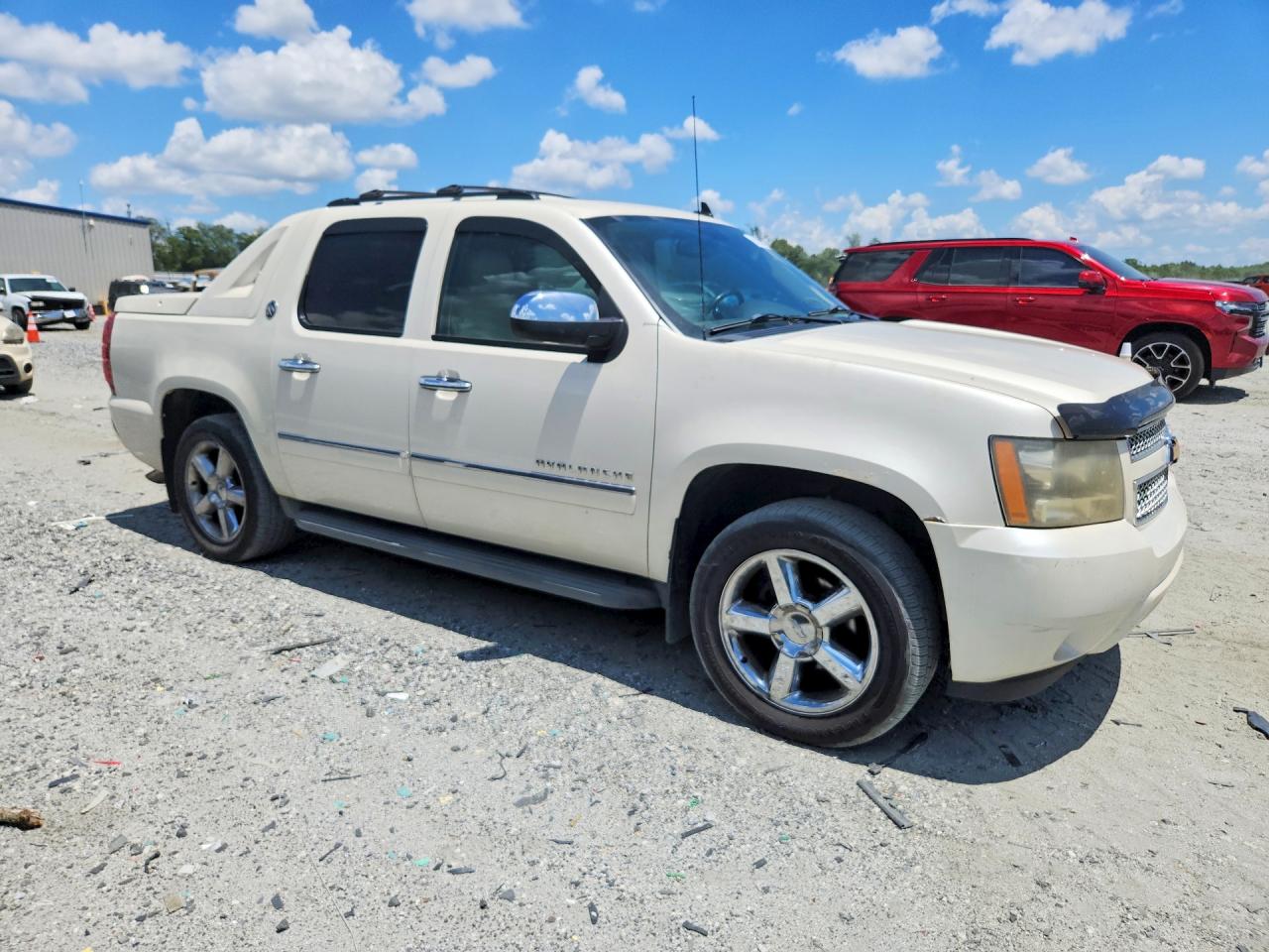 2013 CHEVROLET AVALANCHE