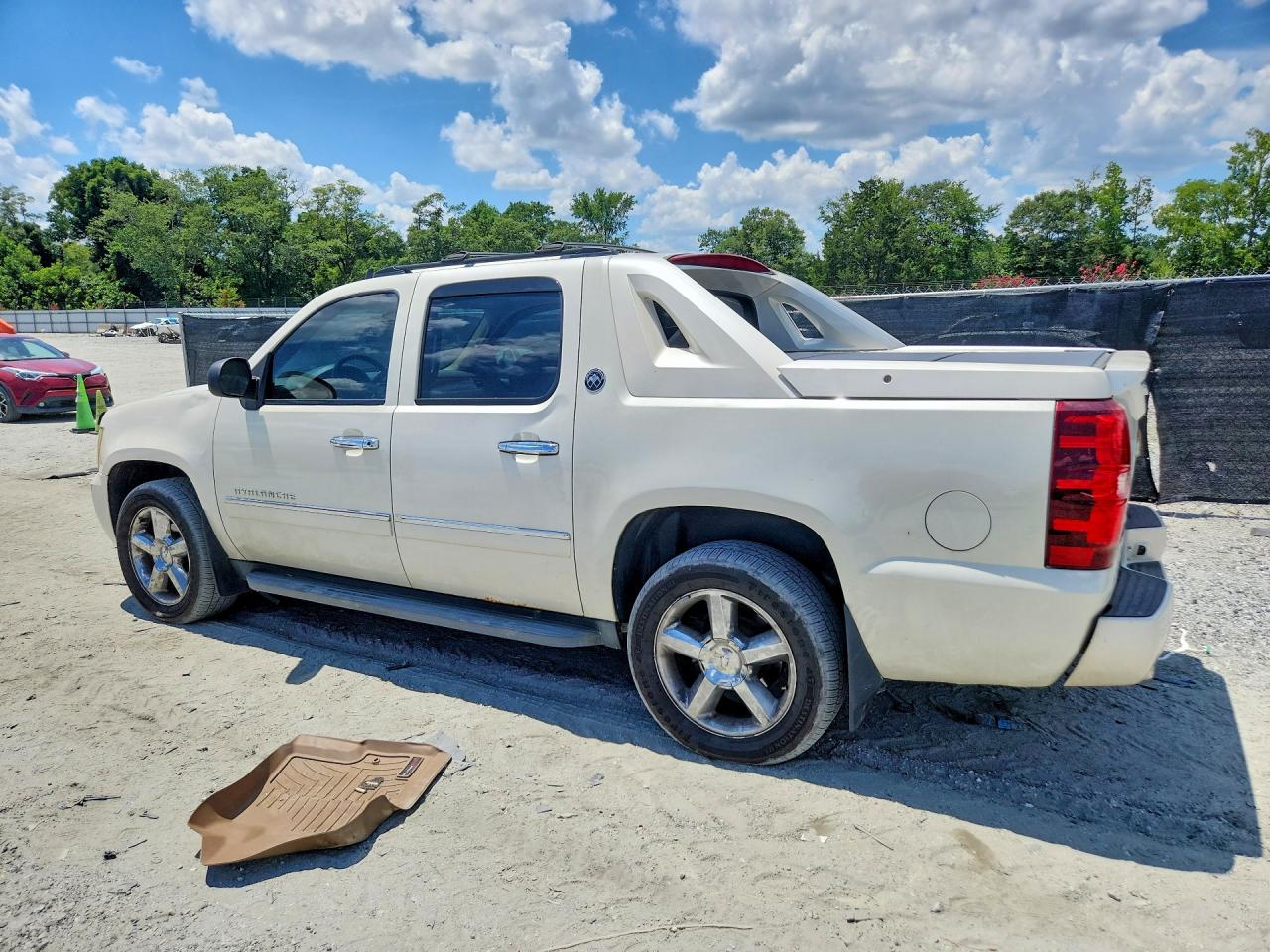 2013 CHEVROLET AVALANCHE
