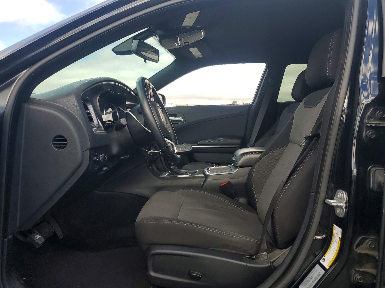2015 DODGE CHARGER