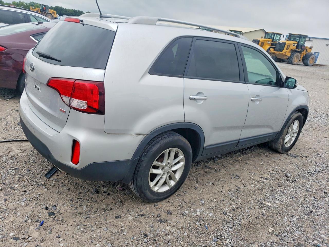 2015 KIA SORENTO