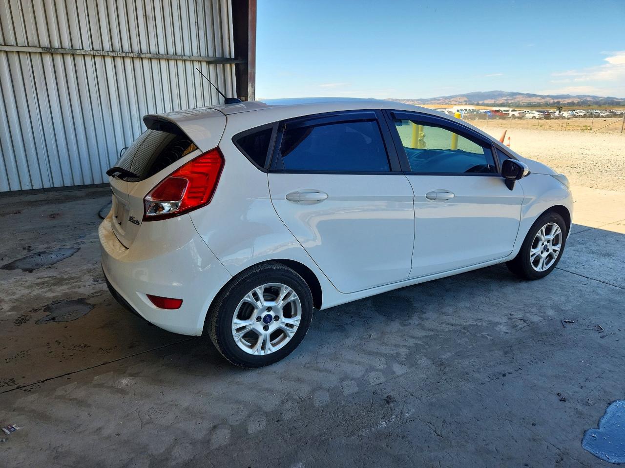 2015 FORD FIESTA