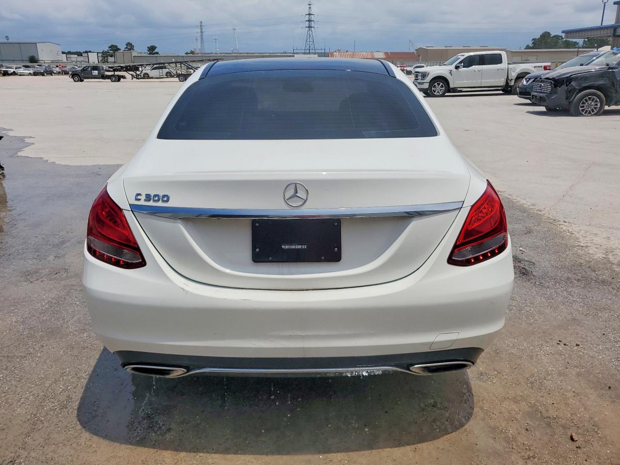 2017 MERCEDES-BENZ C-CLASS