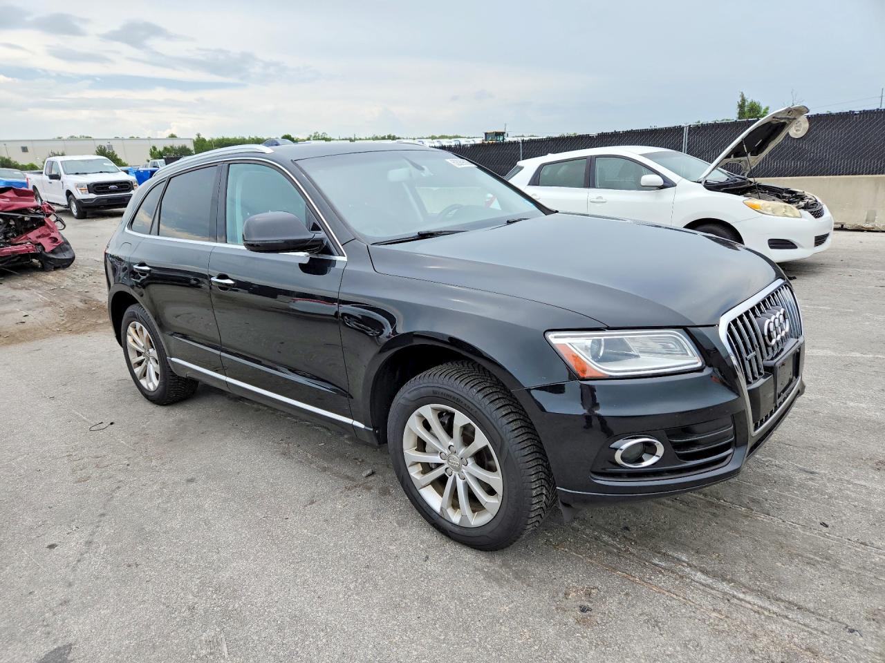 2016 AUDI Q5