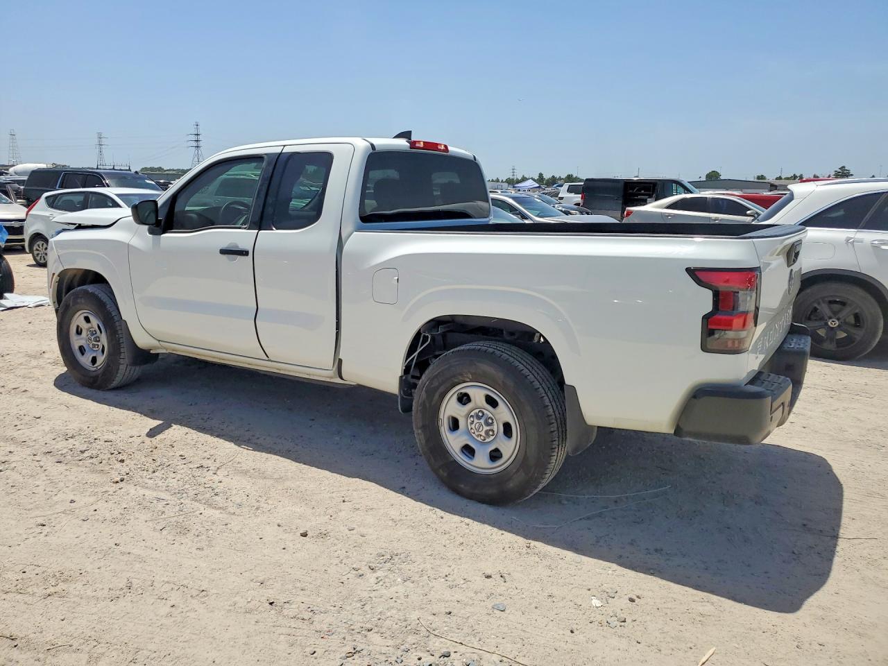 2024 NISSAN FRONTIER