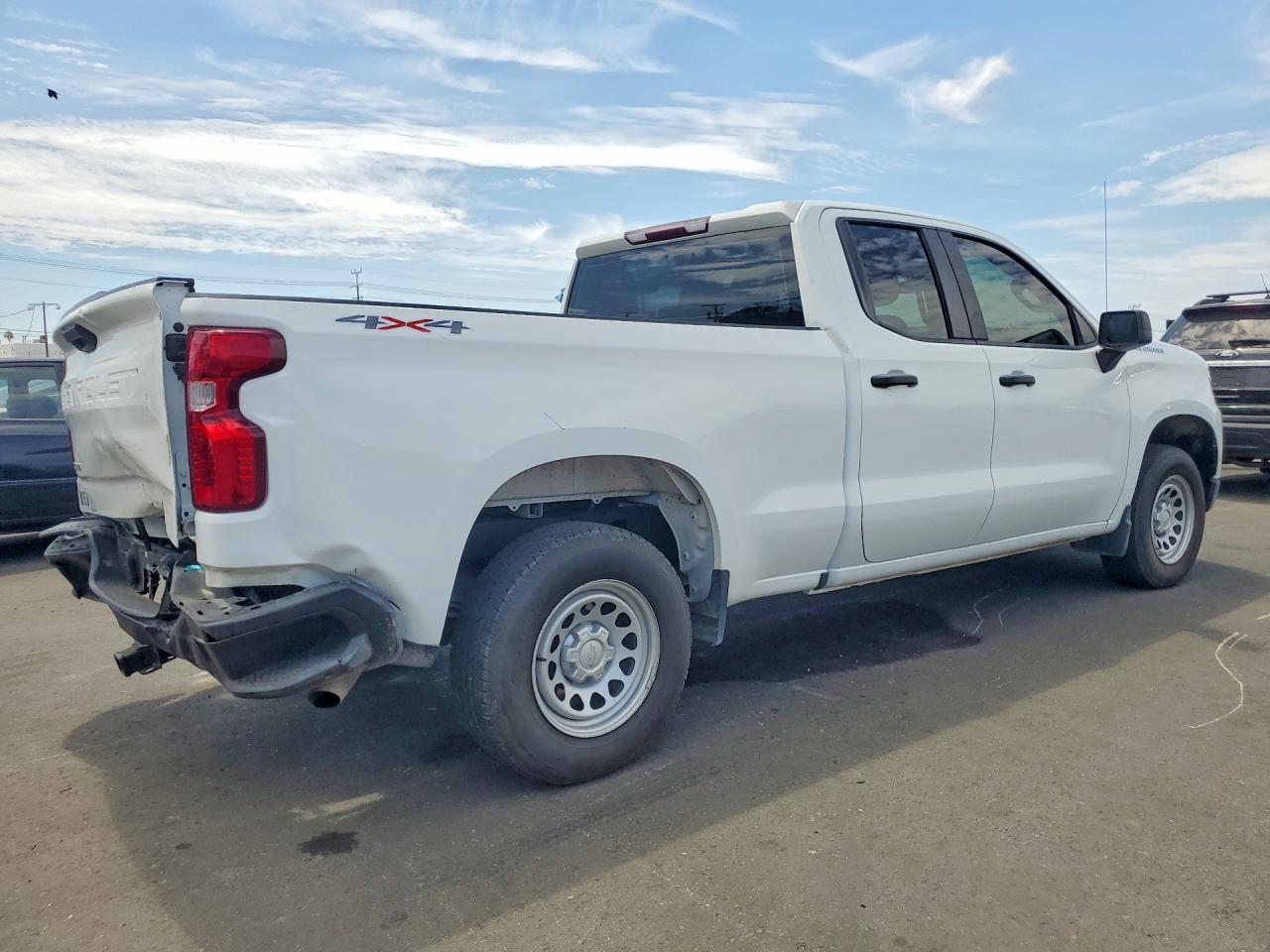 2023 CHEVROLET SILVERADO