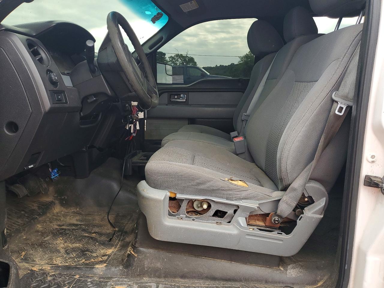 2012 FORD F150