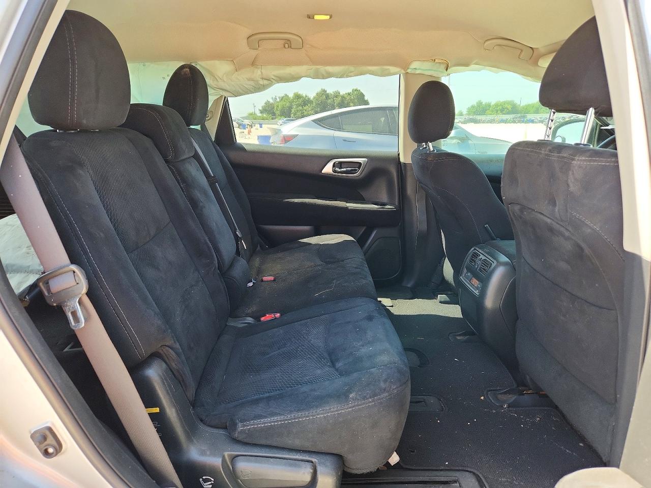 2016 NISSAN PATHFINDER