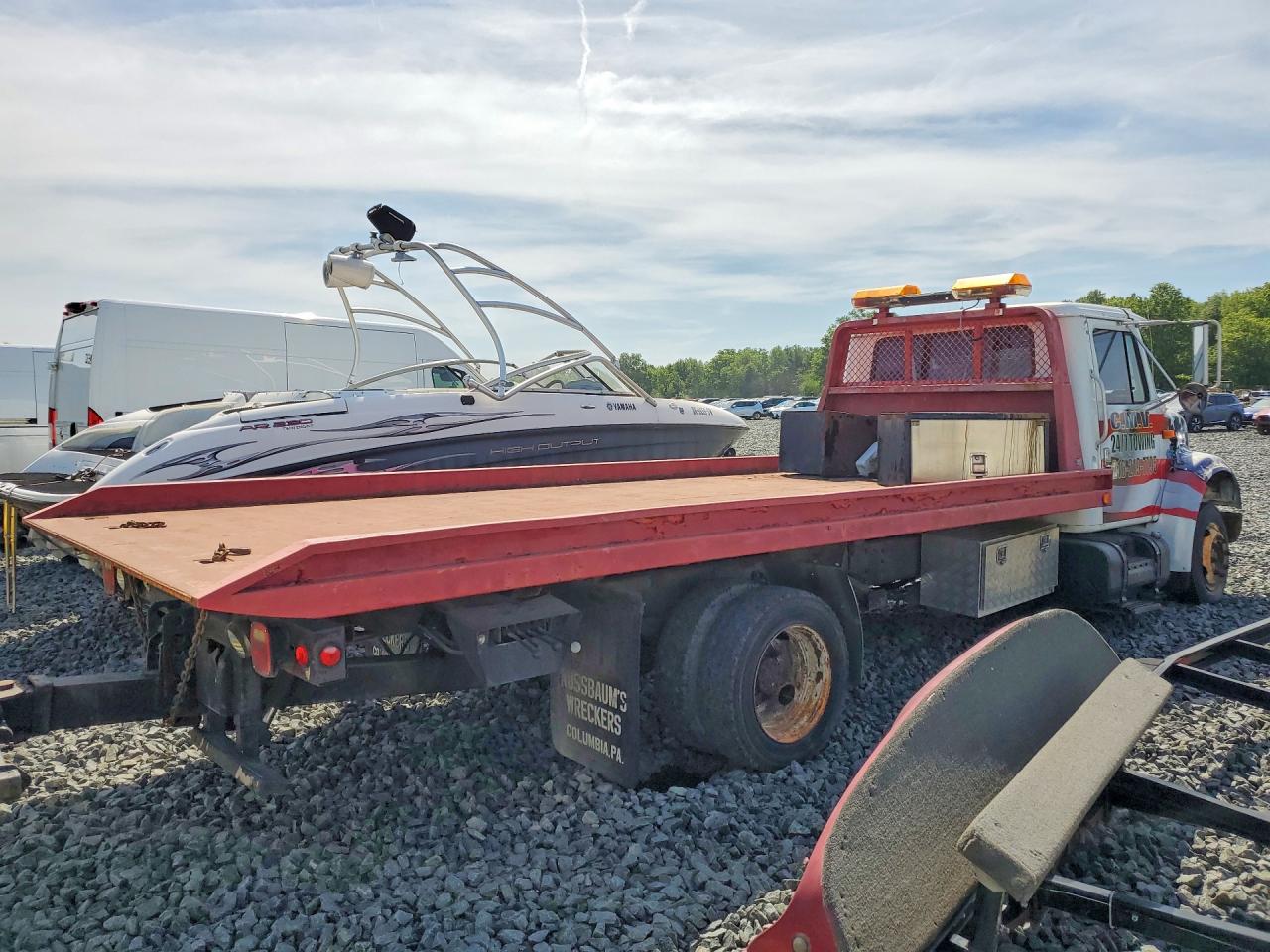 1996 INTERNATIONAL 4000 SERIE