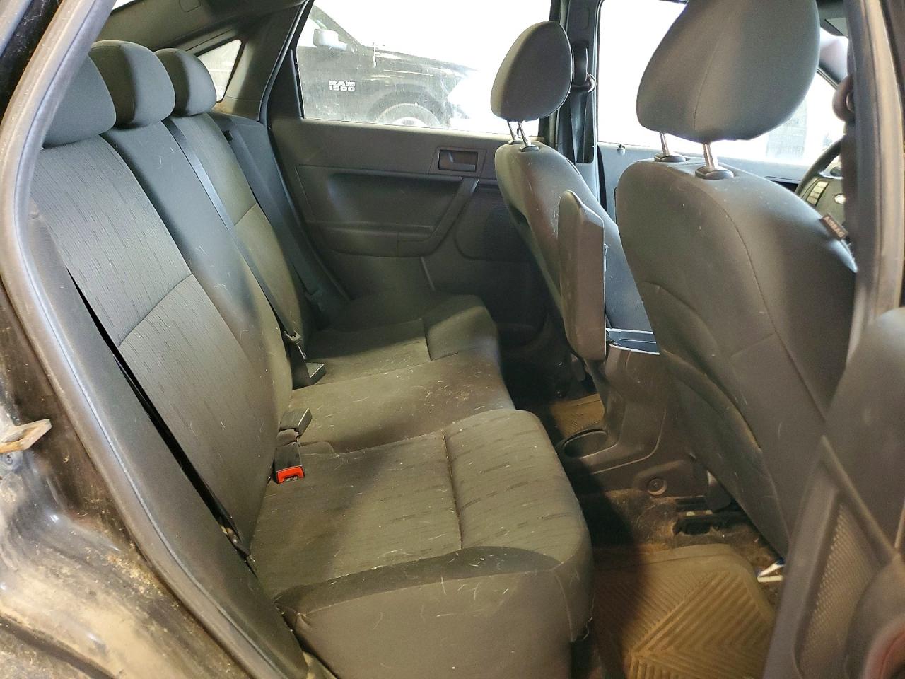 2010 FORD FOCUS