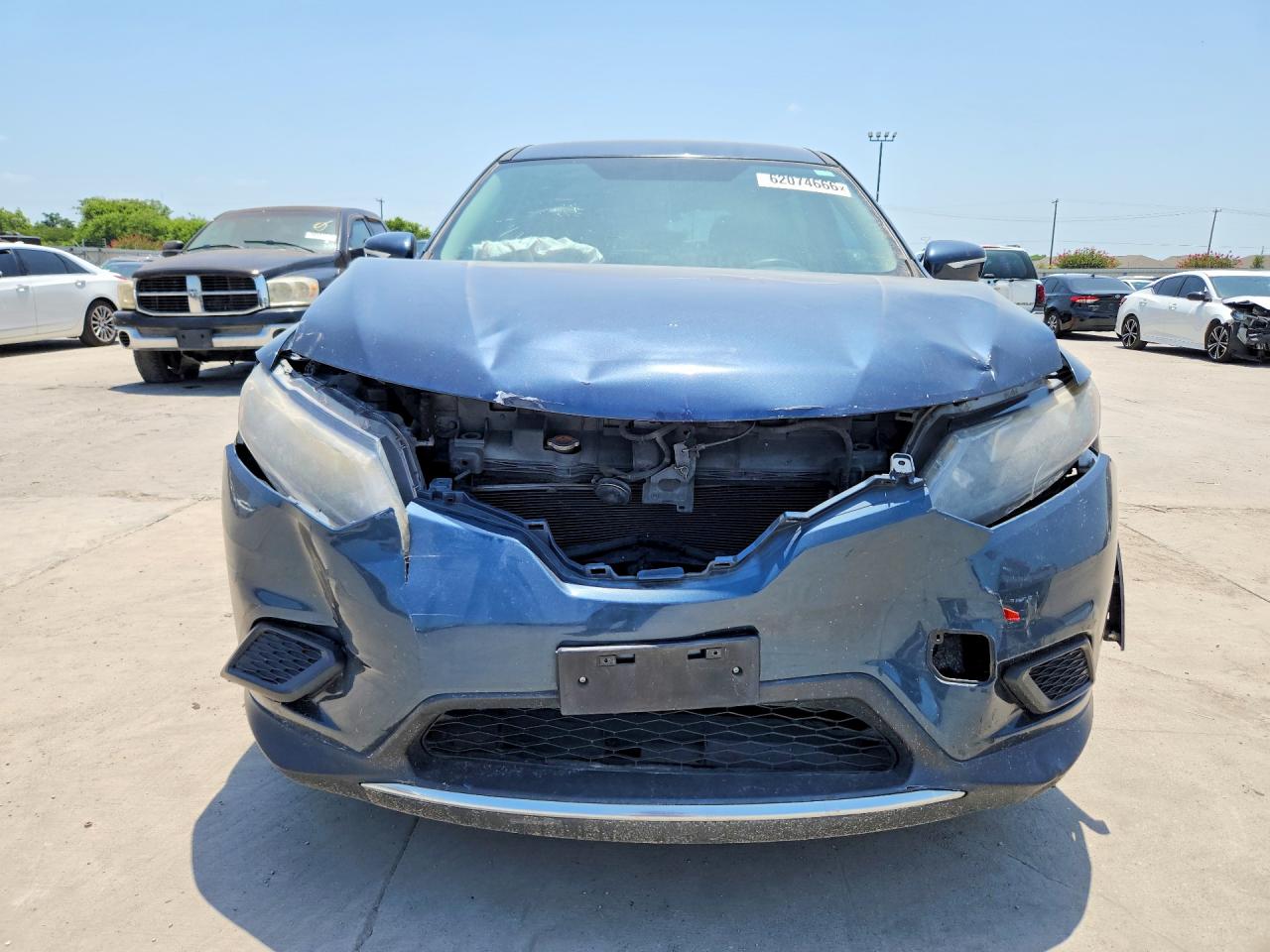 2015 NISSAN ROGUE