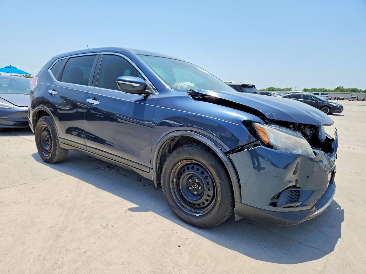 2015 NISSAN ROGUE