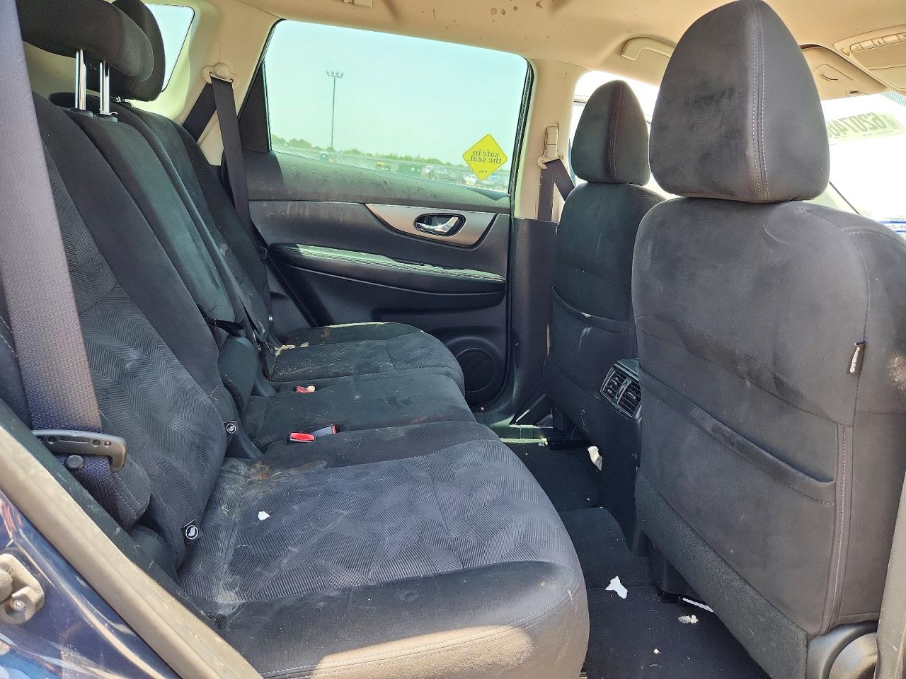 2015 NISSAN ROGUE