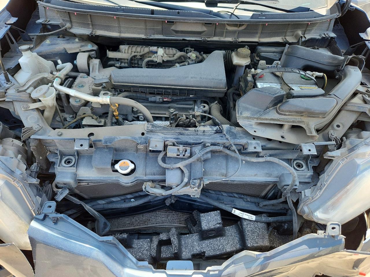 2015 NISSAN ROGUE
