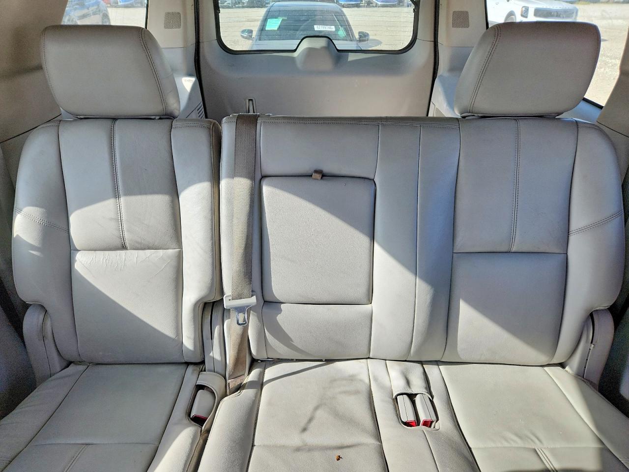 2013 CHEVROLET SUBURBAN