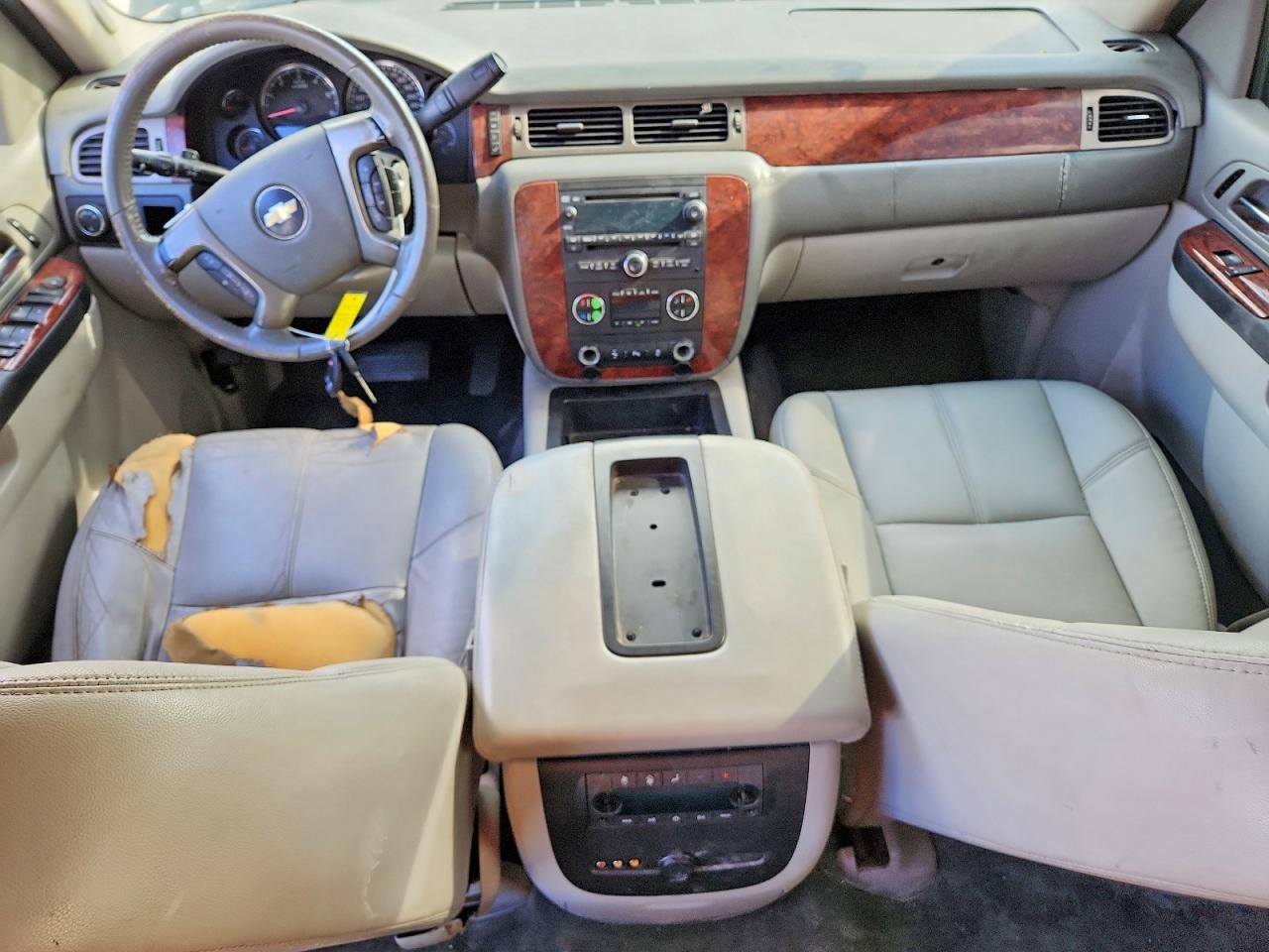 2013 CHEVROLET SUBURBAN