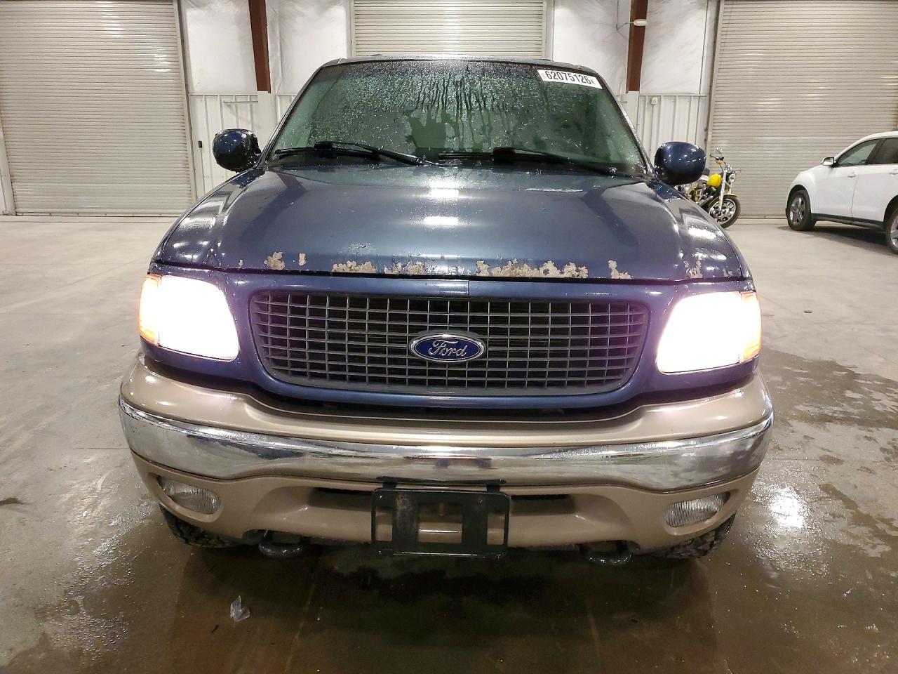 2002 FORD EXPEDITION