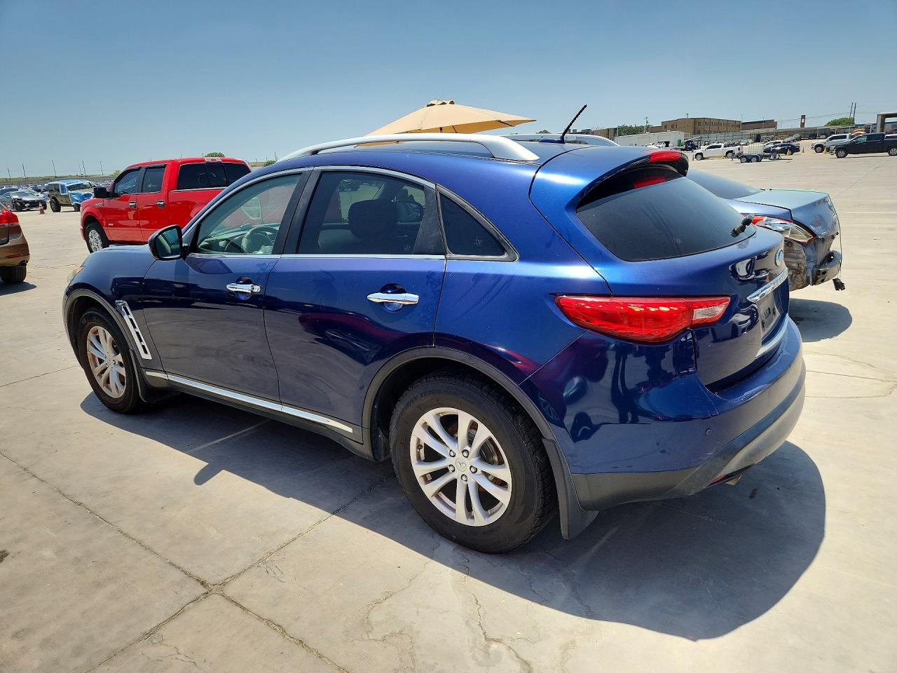 2013 INFINITI FX37
