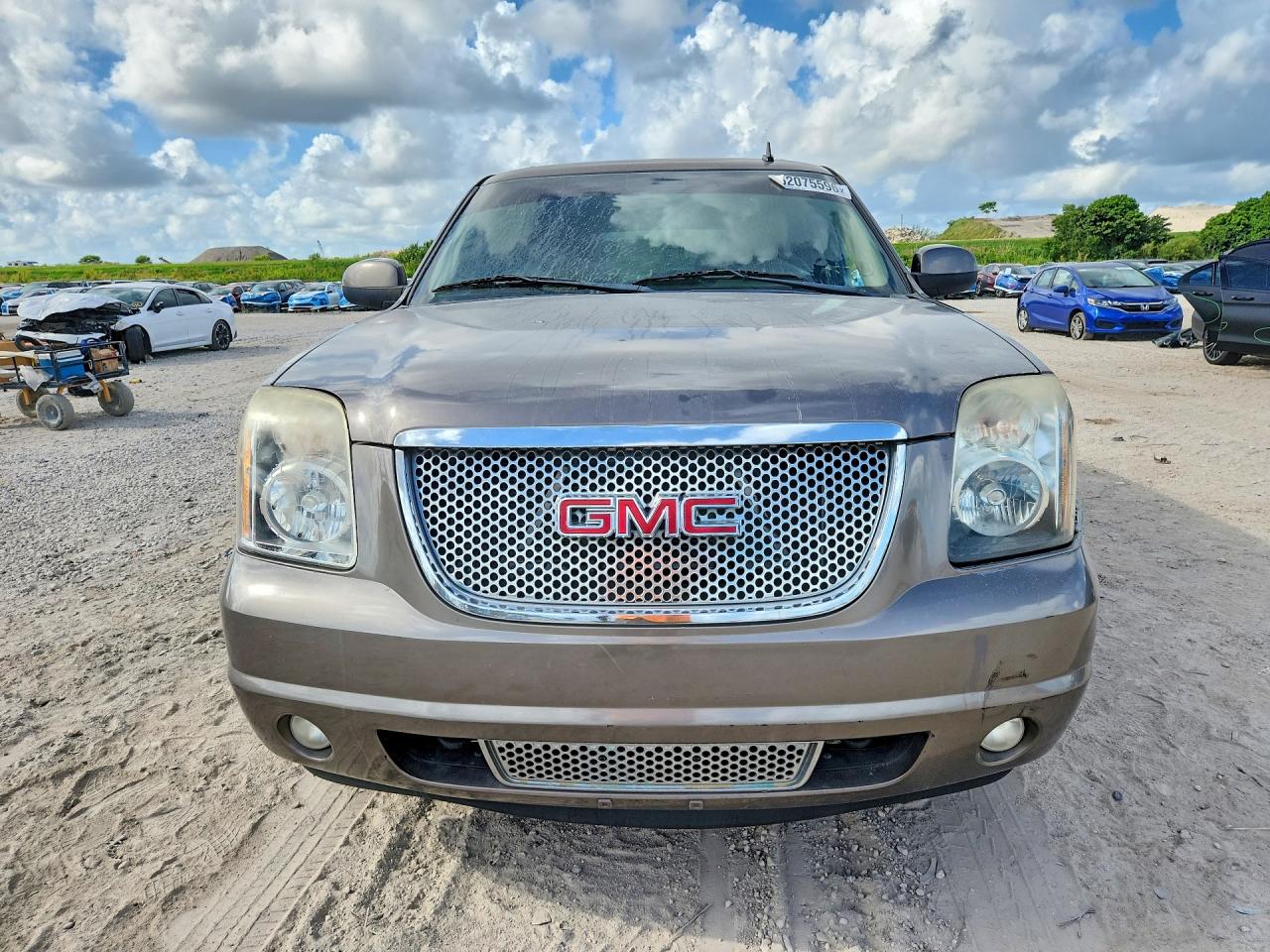 2011 GMC YUKON