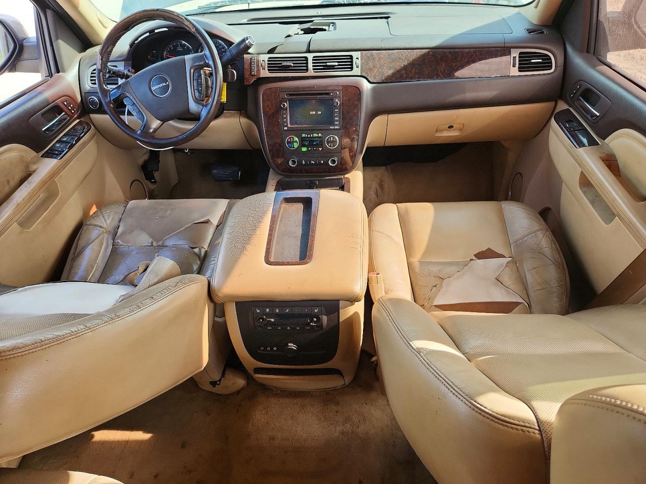 2011 GMC YUKON
