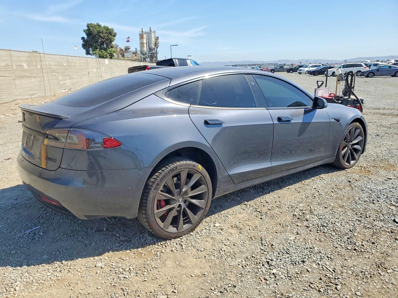 2018 TESLA MODEL S