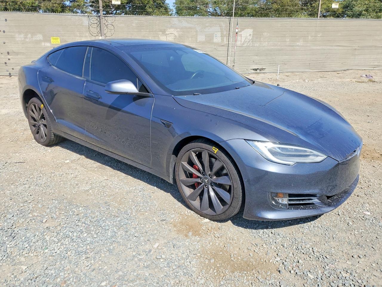 2018 TESLA MODEL S
