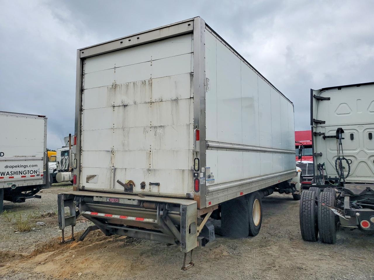 2017 INTERNATIONAL 4000 SERIE