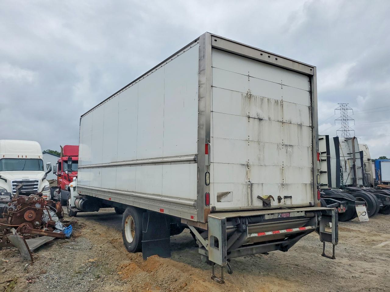 2017 INTERNATIONAL 4000 SERIE
