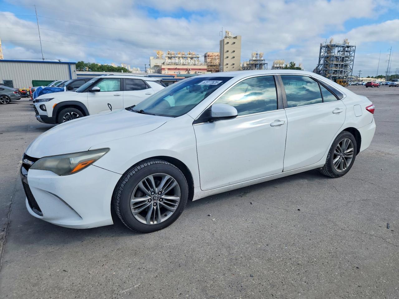 2016 TOYOTA CAMRY