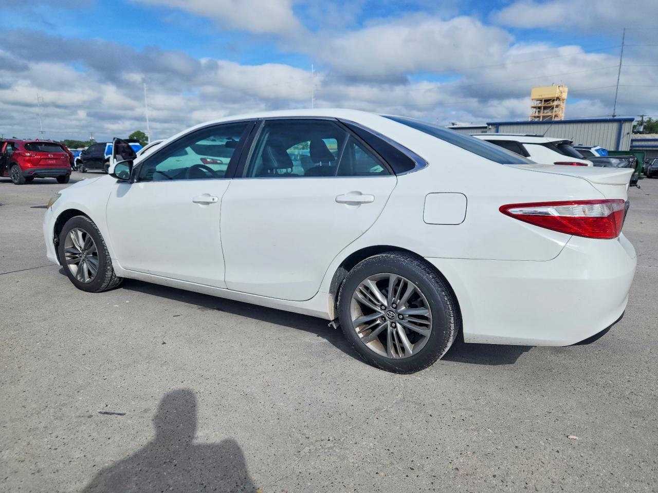 2016 TOYOTA CAMRY