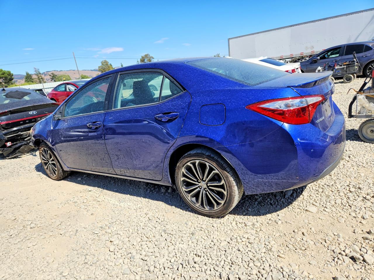 2015 TOYOTA COROLLA
