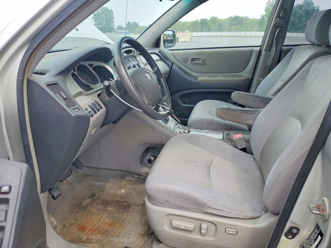 2006 TOYOTA HIGHLANDER