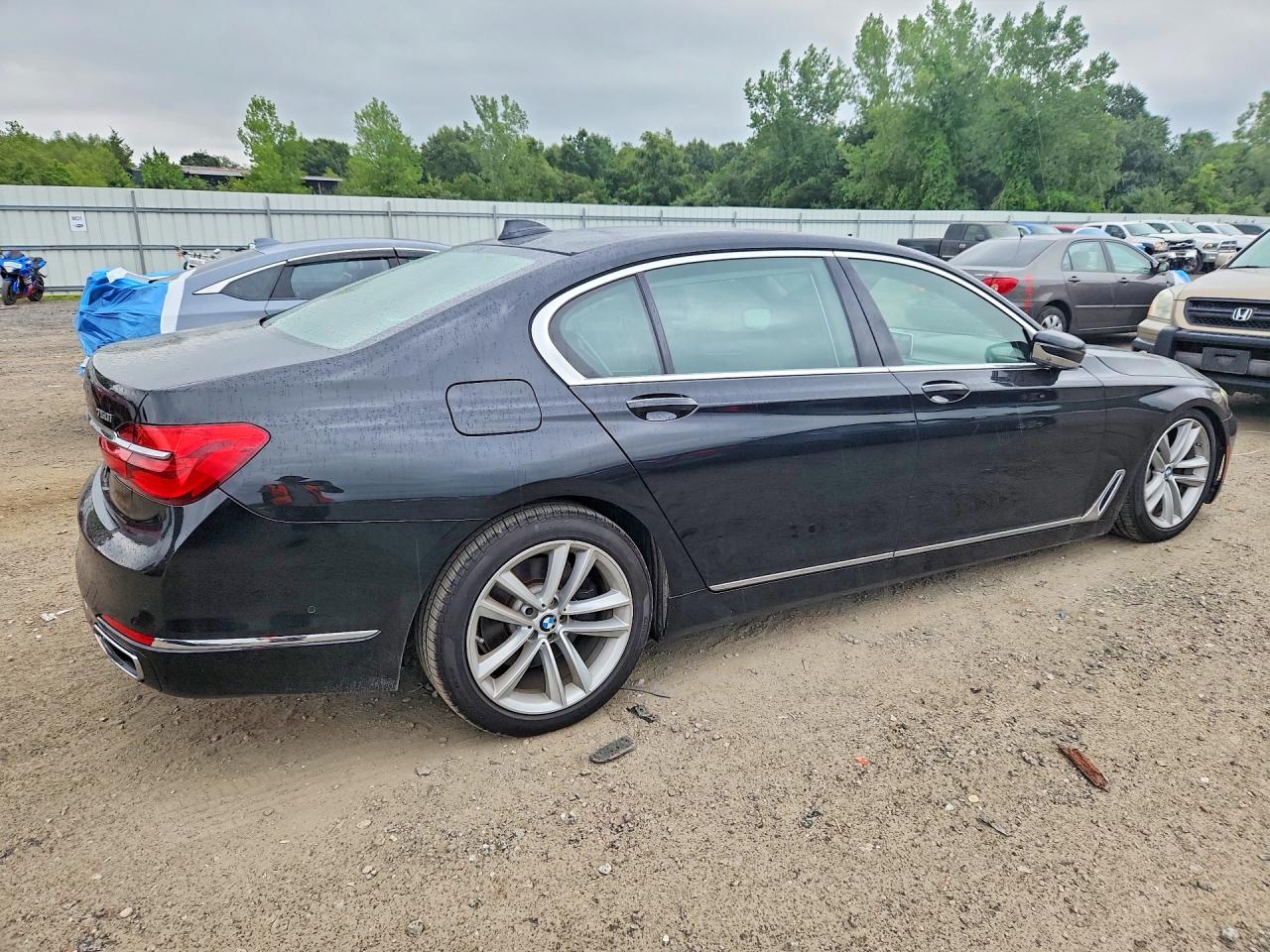 2016 BMW 7 SERIES
