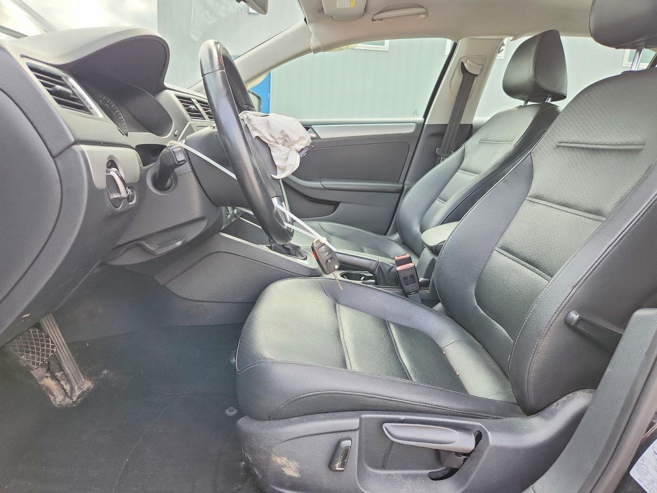 2014 VOLKSWAGEN JETTA