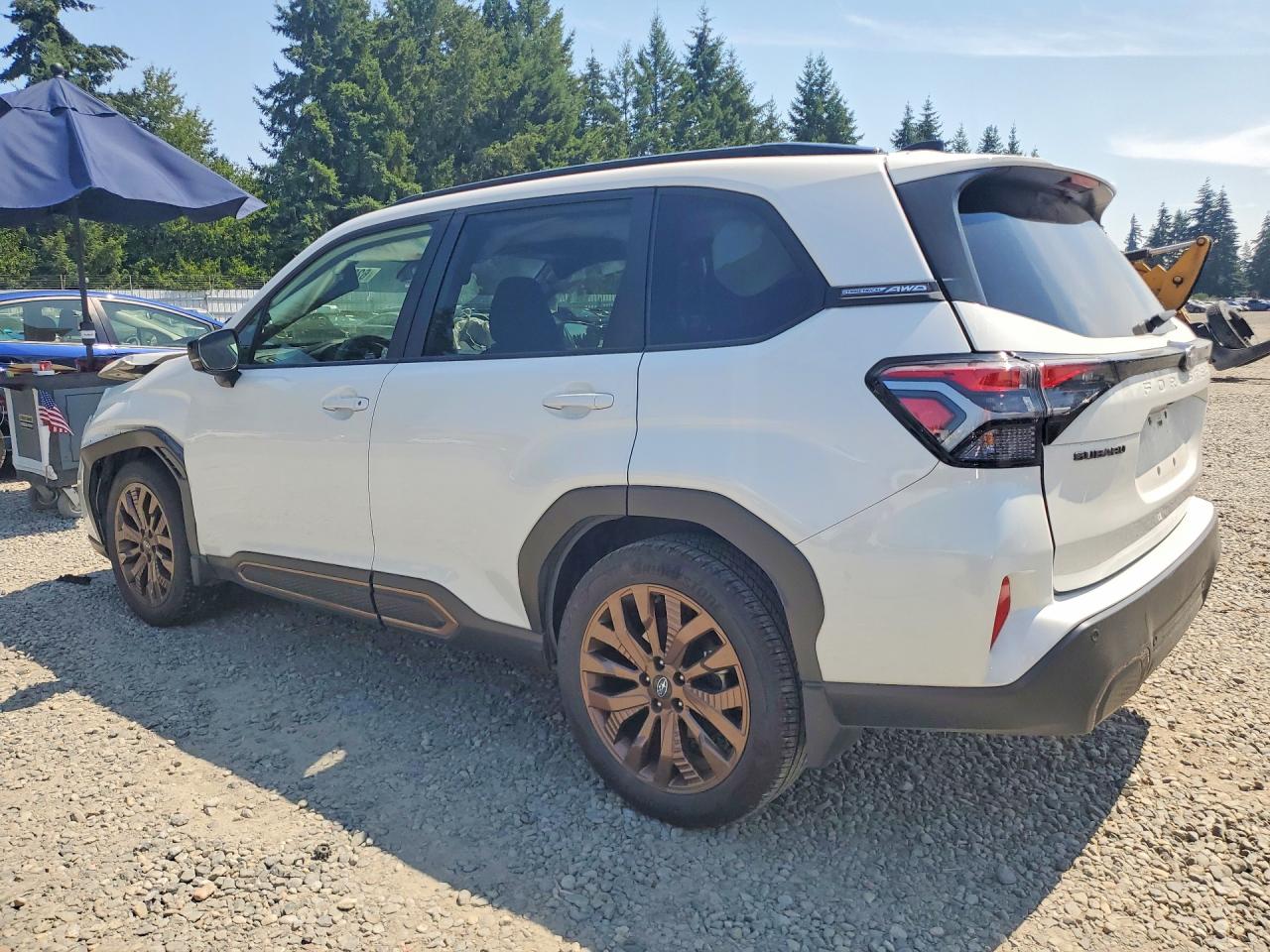 2025 SUBARU FORESTER