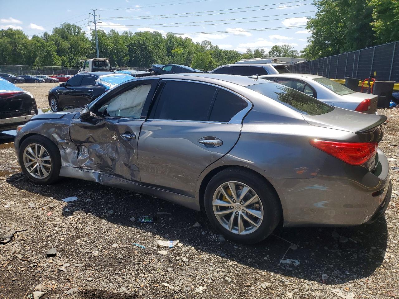 2016 INFINITI Q50