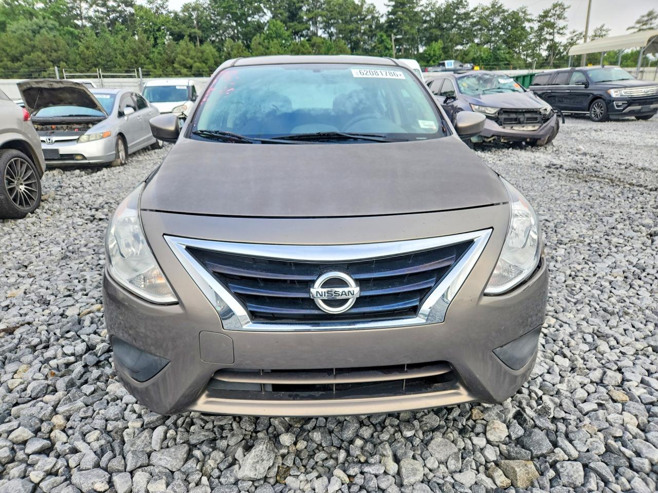 2017 NISSAN VERSA