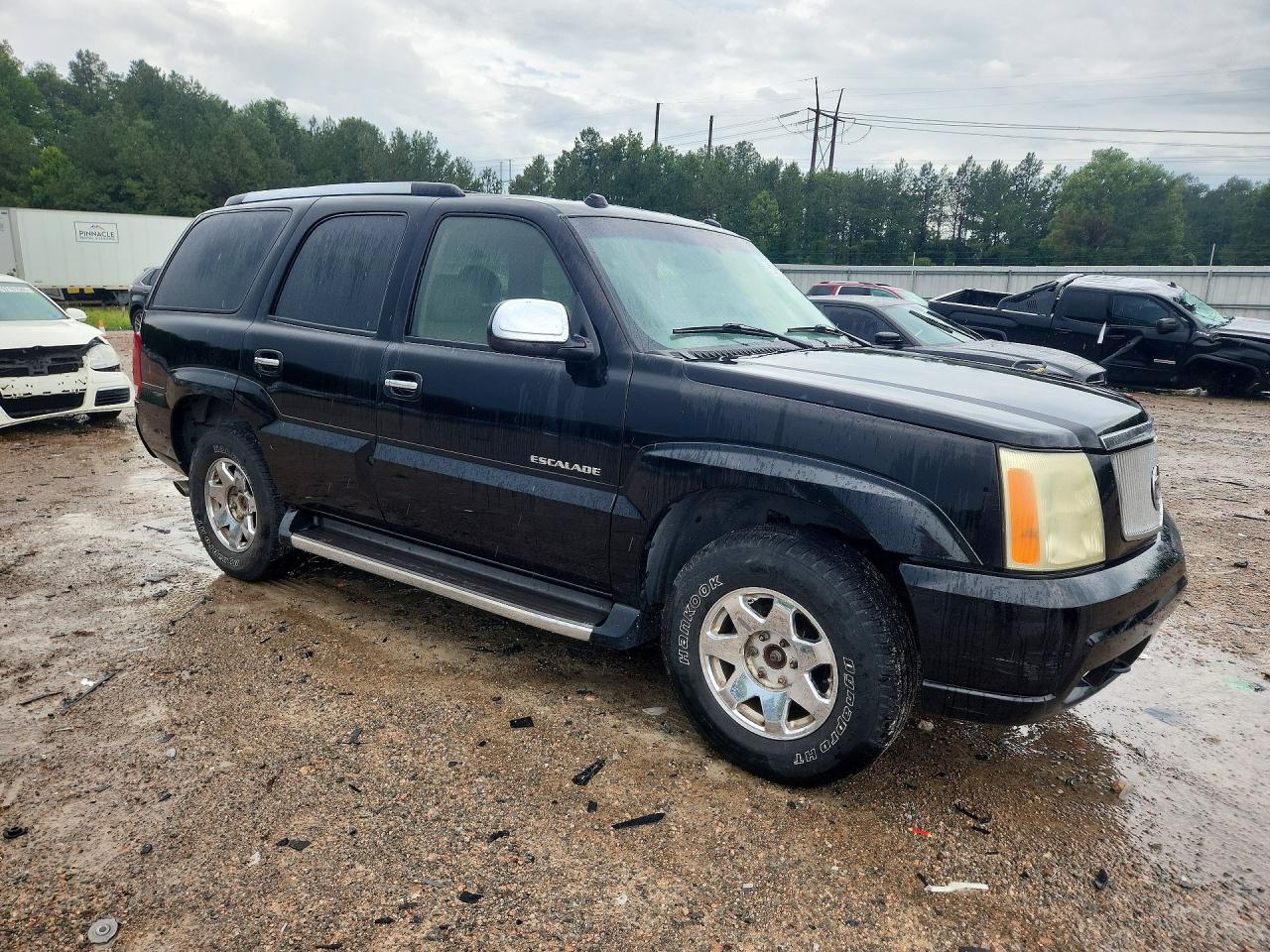 2004 CADILLAC ESCALADE