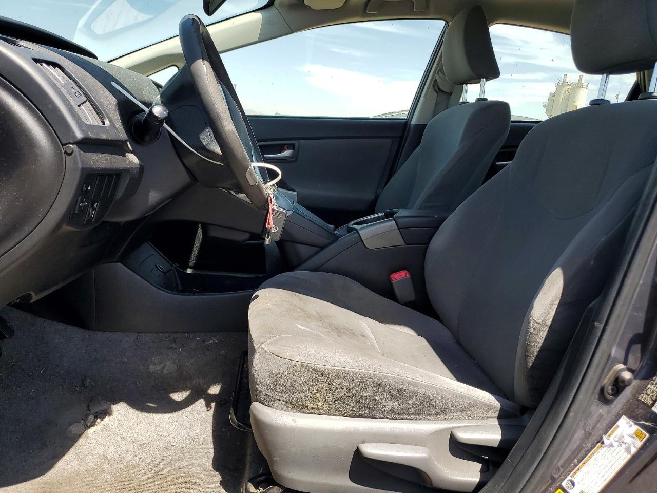 2013 TOYOTA PRIUS