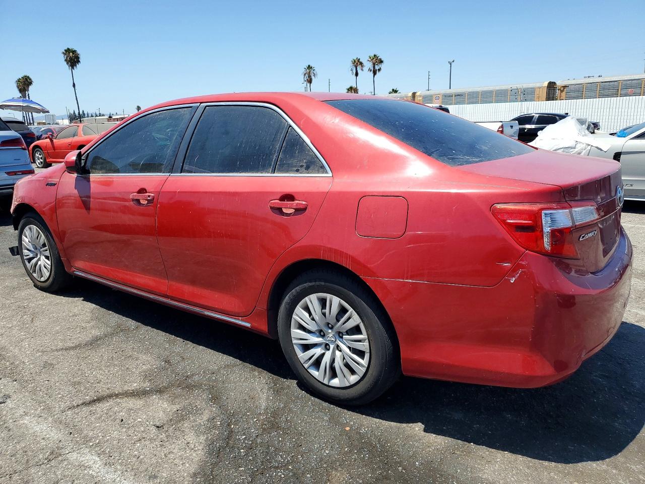 2013 TOYOTA CAMRY