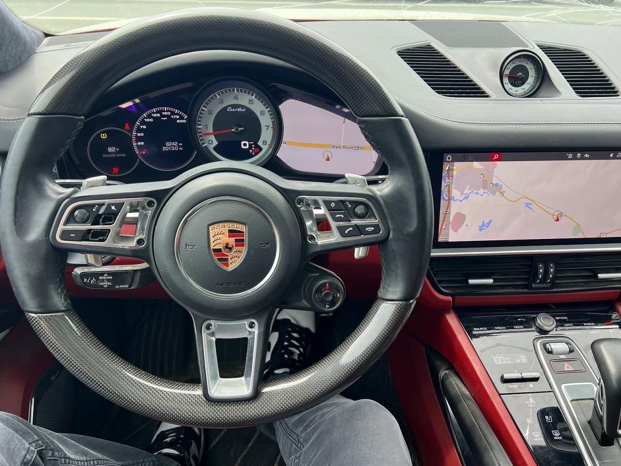2021 PORSCHE CAYENNE
