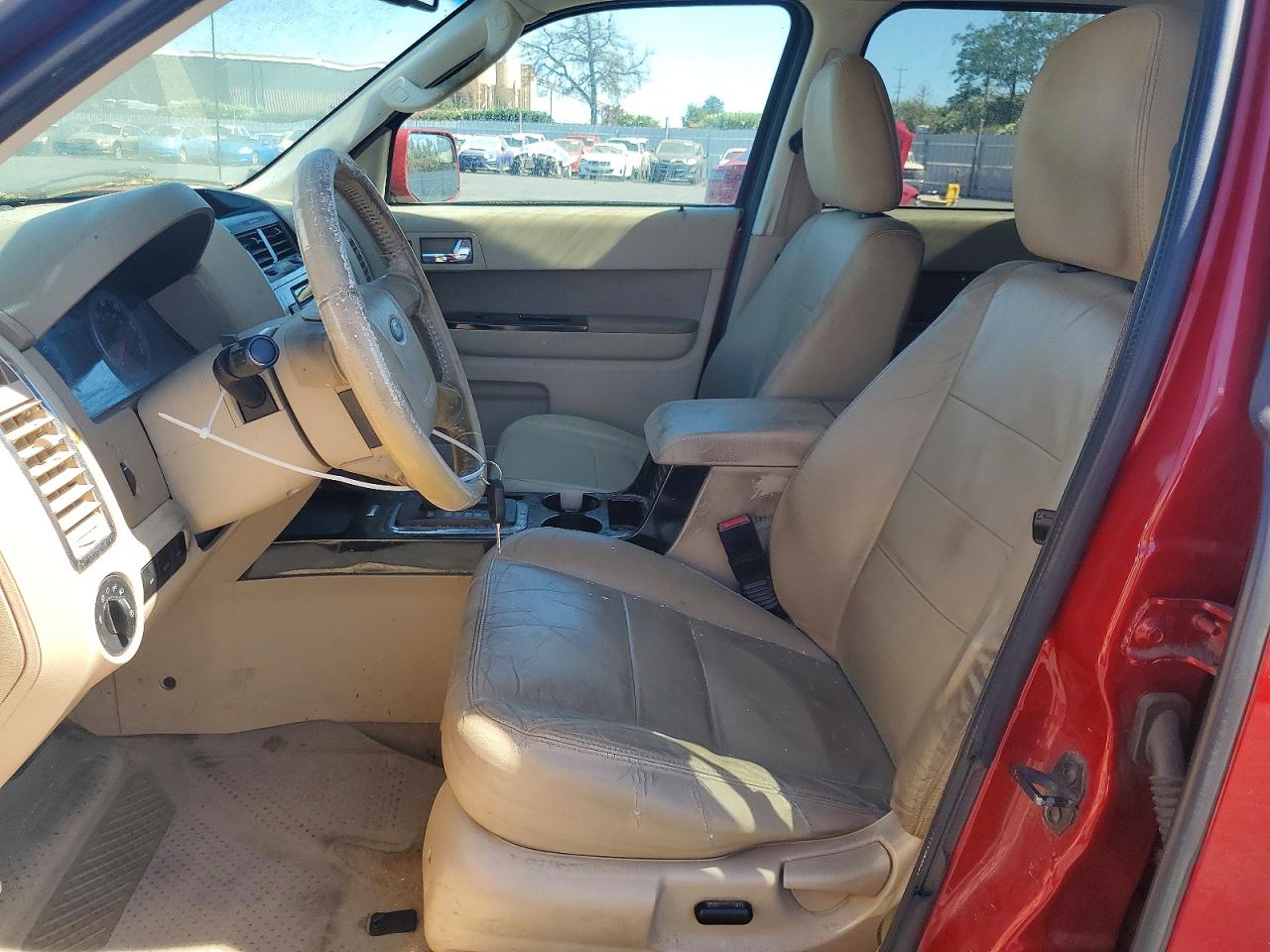 2010 FORD ESCAPE