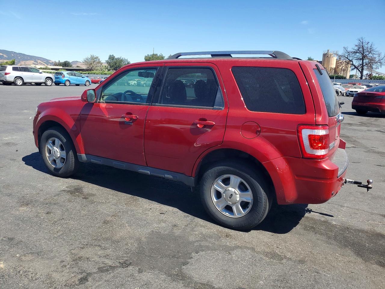 2010 FORD ESCAPE
