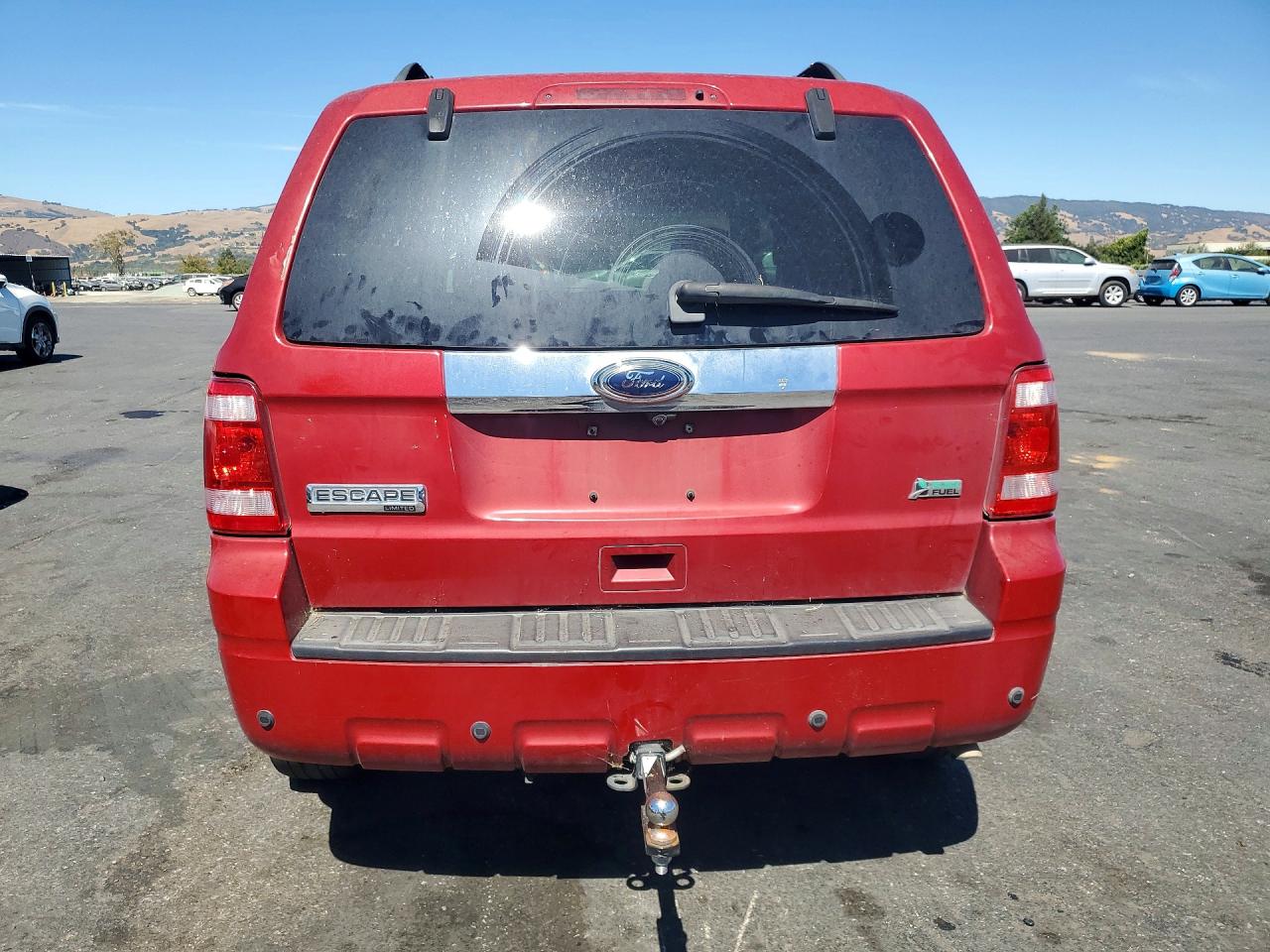 2010 FORD ESCAPE