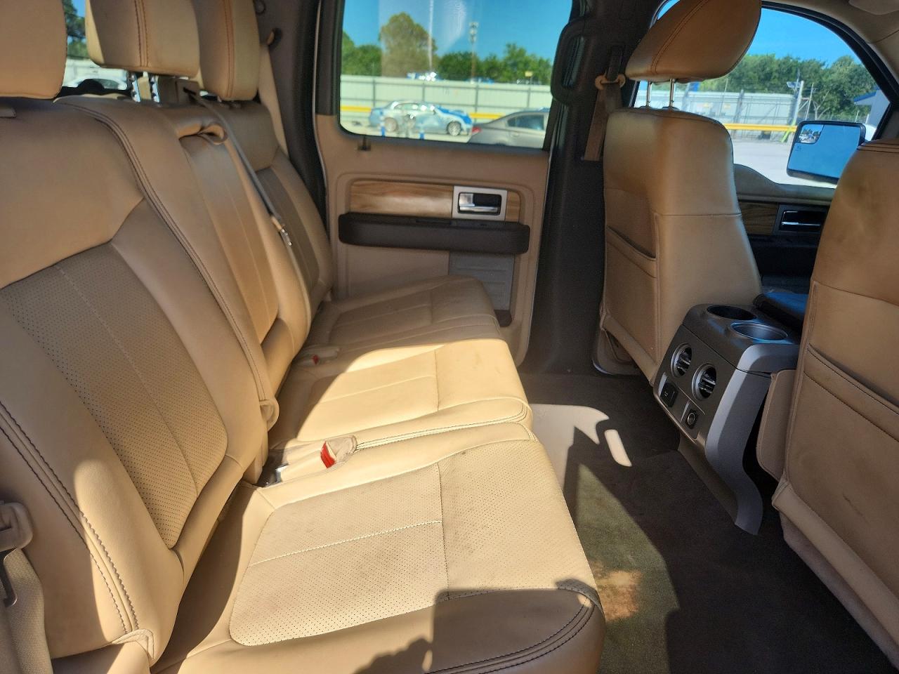 2011 FORD F150