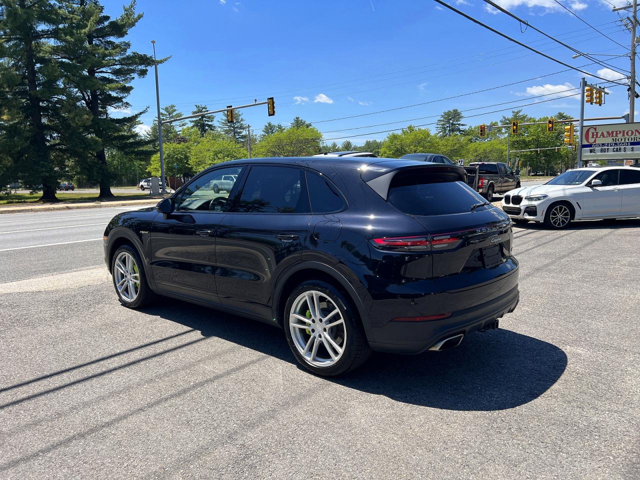 2019 PORSCHE CAYENNE