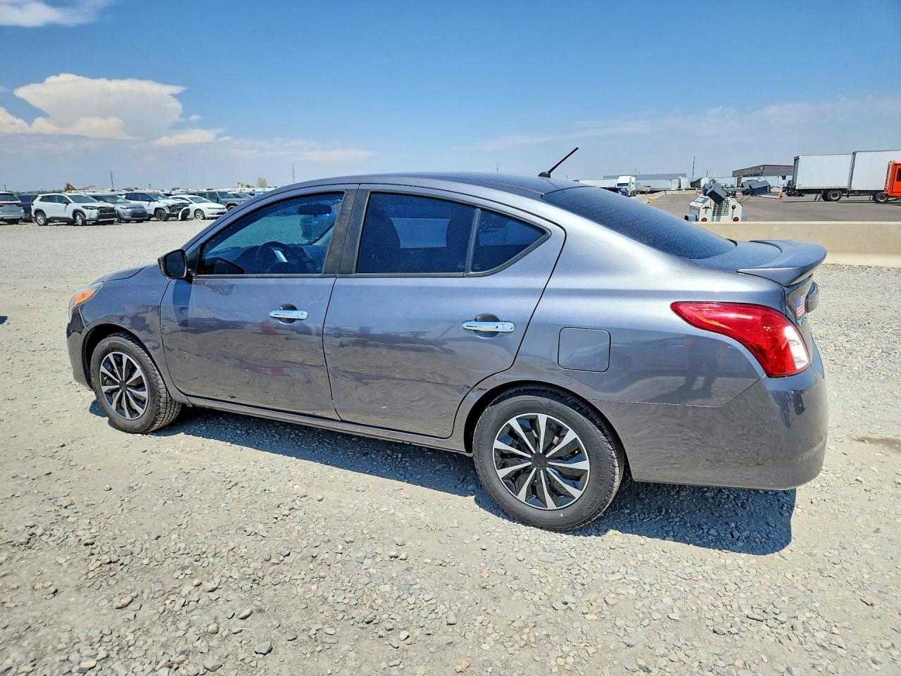 2019 NISSAN VERSA